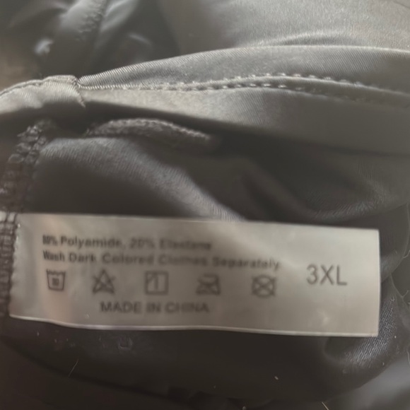 SHEIN Black High-Cut One-Piece Swimsuit - Picture 4 of 5